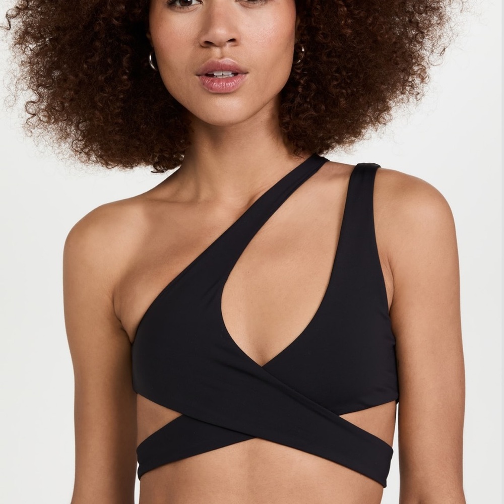 Good American 10 Ways Swim top